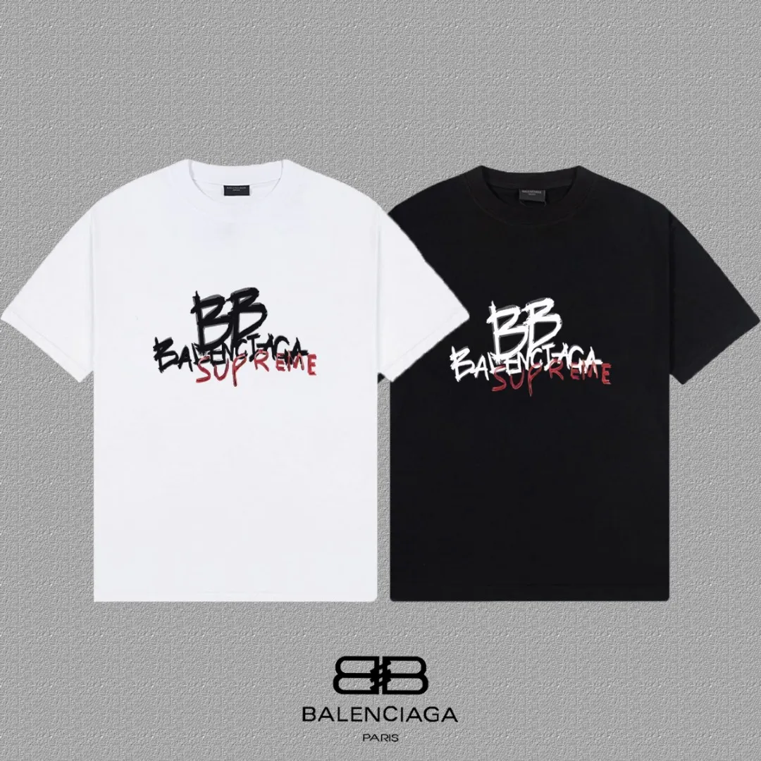 P80✨🔥 BALENCIAGA Paris lettering printed short-sleeved T-shirt. Custom-woven and dyed 300 grams of combed cotton heavyweight fabric. Zero color difference in threads. Perfect details. Different from the current currency version. Welcome to compare. Same Style for men and women. Must-sell in the picture above. Color: White Black Size: 1 2 3 4